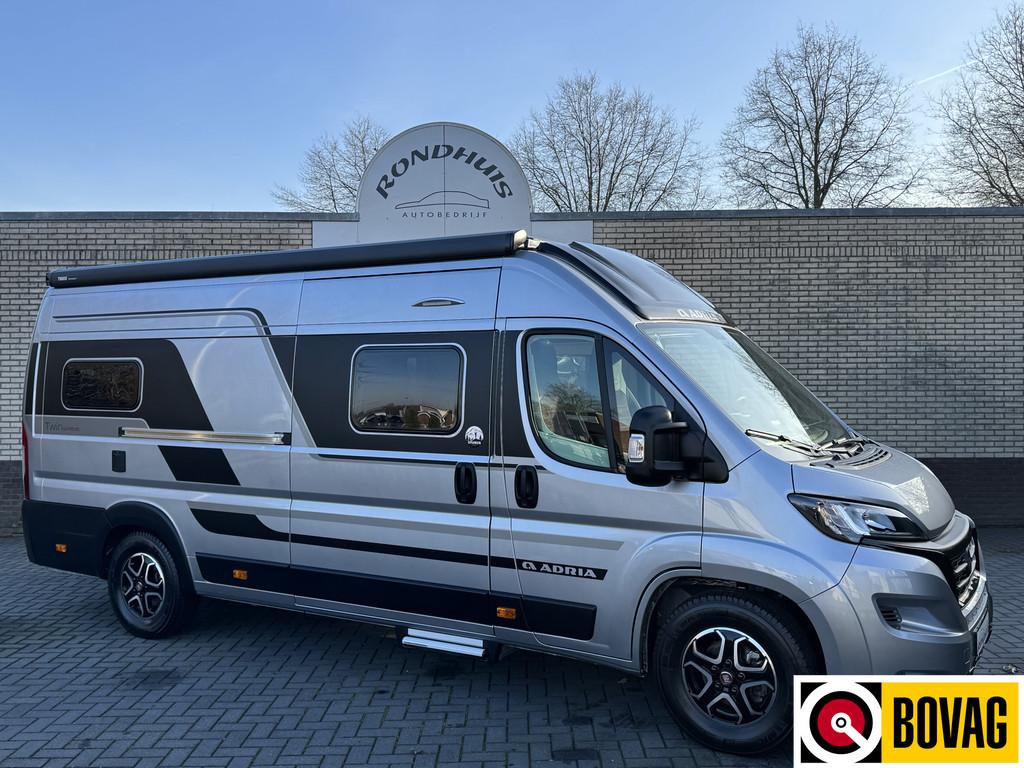 Adria Twin Supreme 640 SGX 180 pk AUTOMAAT 9-Traps Euro6 Fia, Caravans en Kamperen, Campers, Bedrijf, tot en met 2, Buscamper of Camperbus