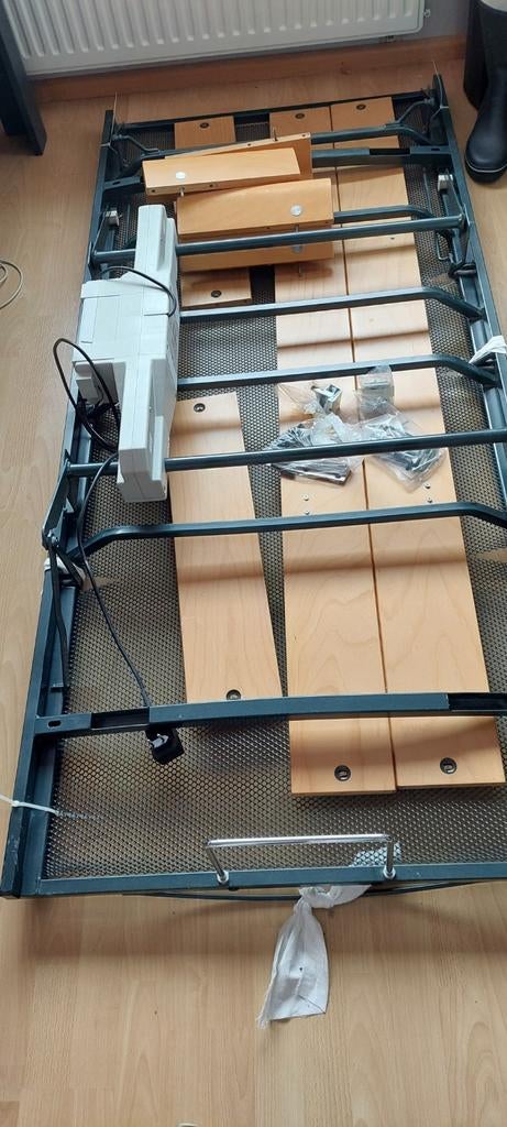 Auping elektrisch 90 x 200 matras senioren bed, 90 cm, Eenpersoons, Beige, Ophalen of Verzenden