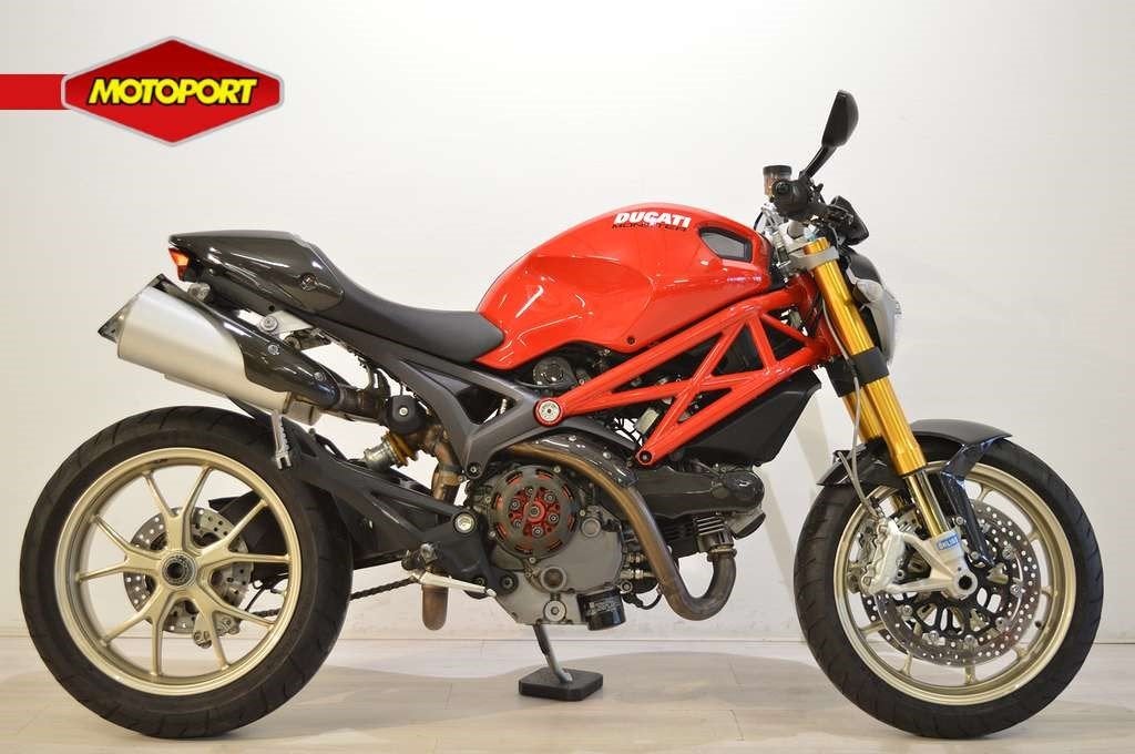 Ducati MONSTER 1100 S (bj 2010), Motoren, Motoren | Ducati, Bedrijf, Distributeur@ducati.fr, DUCATI WEST EUROPE SAS, 390, rue d' Estienne d'Orves
92701  COLOMBES CEDEX, FR