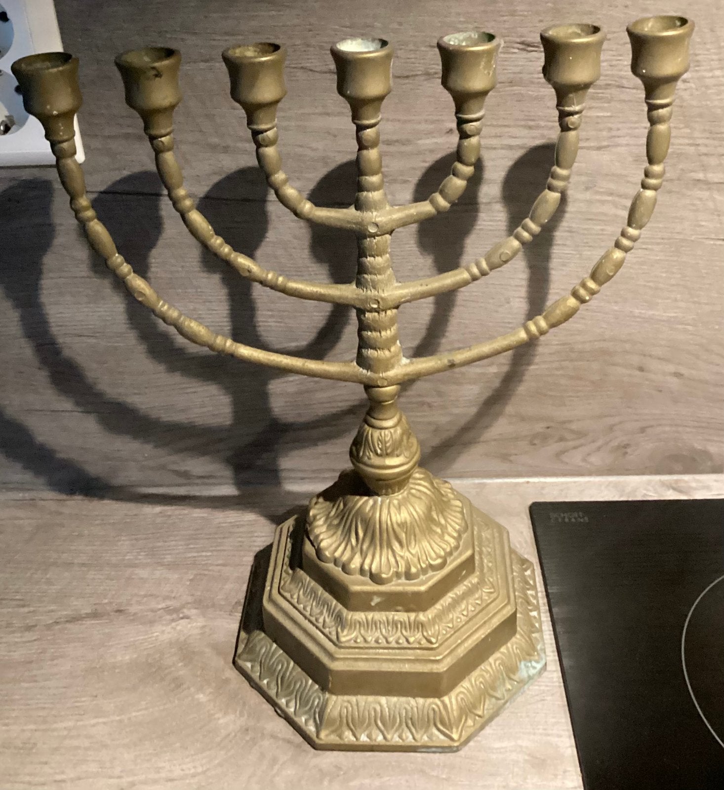 MENORAH ,ERG MOOI!,zwaar koper MOOI!afmeting op foto’s, Antiek en Kunst, Antiek | Religie, Ophalen of Verzenden