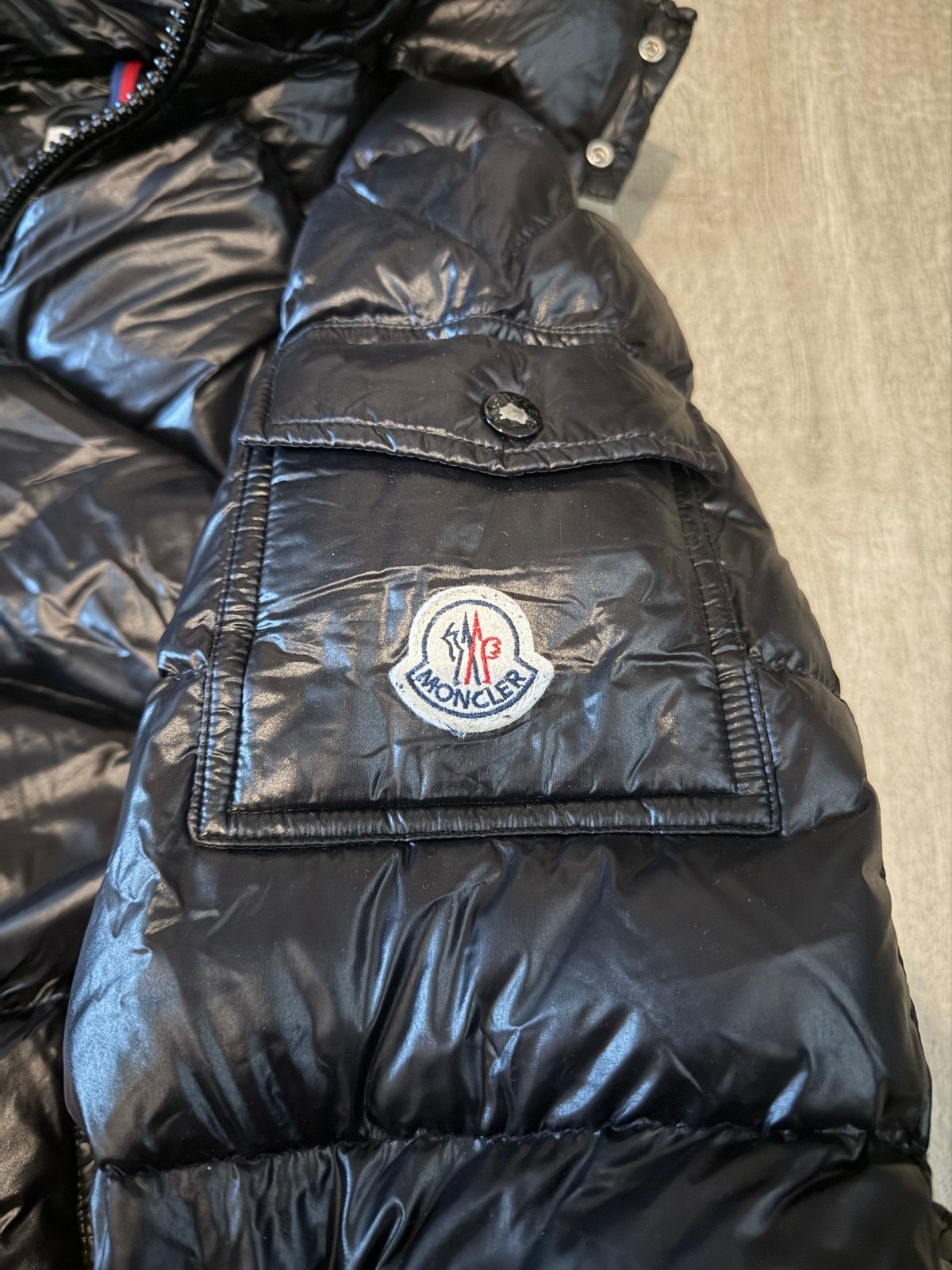Moncler Maya Puffer Jas Zwart - Heren - Maat M, Ophalen of Verzenden, Zo goed als nieuw, Maat 38/40 (M), Zwart