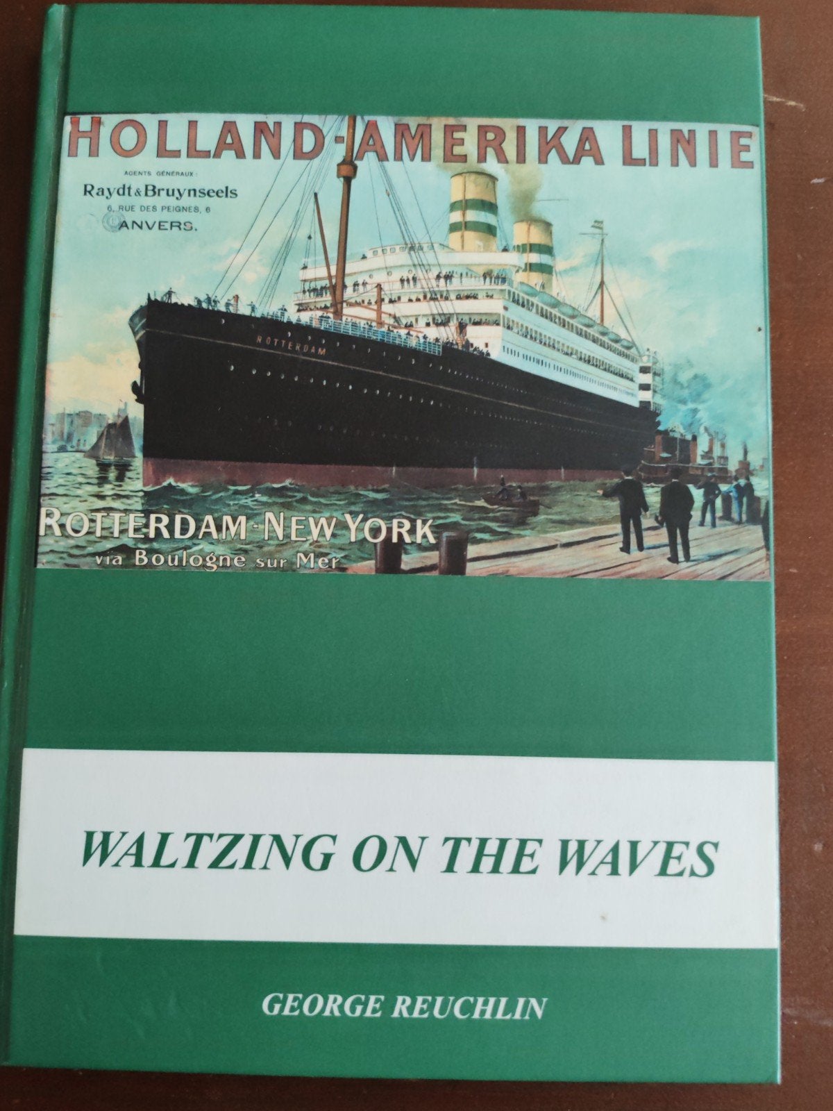 Boek Holland Amerika Lijn: Waltzing on the Waves, Verzamelen, Ophalen of Verzenden, Zo goed als nieuw