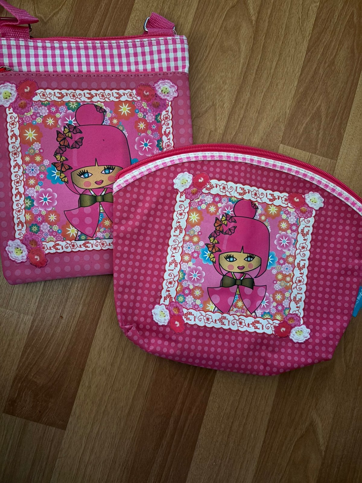 Roze toilettasje incl. bijpassend tasje, Sieraden, Tassen en Uiterlijk, Toilettassen, Ophalen of Verzenden, Nieuw, Roze, Meisje
