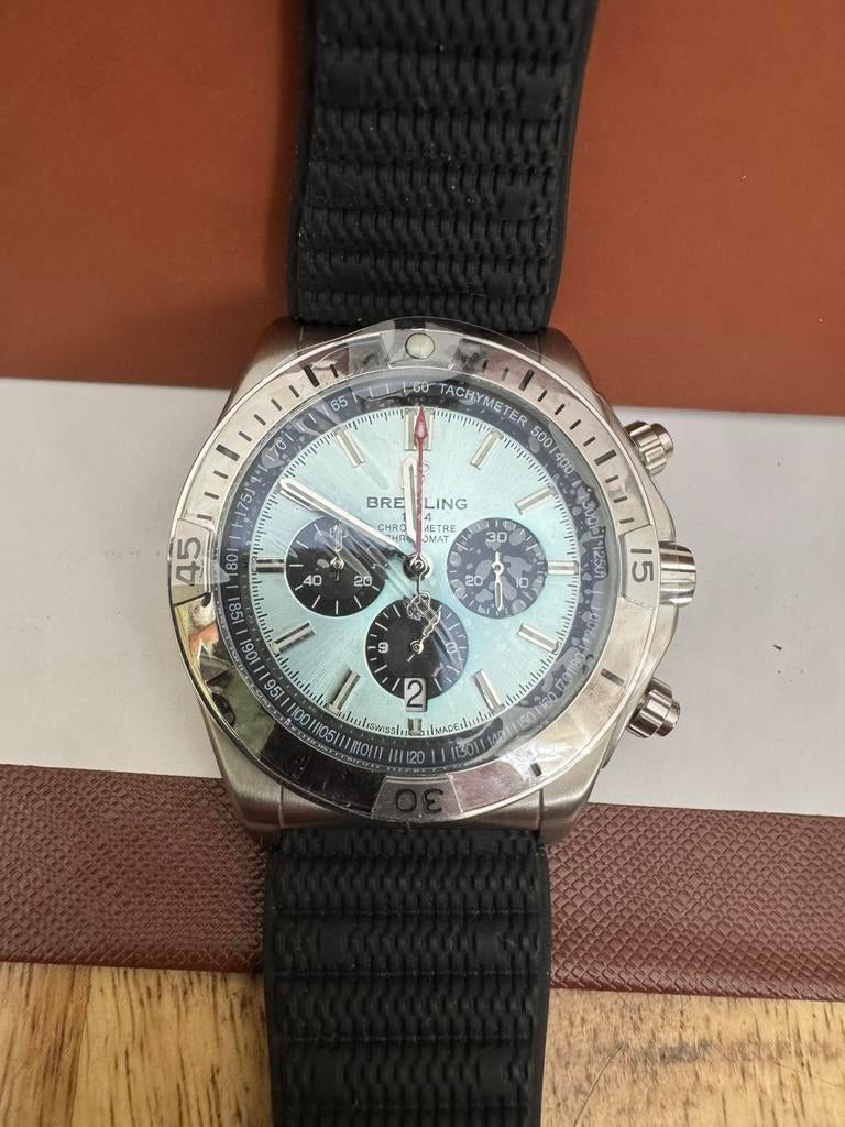 Mooie Breitling chronomat B01 Ice blue zgan in doos, Staal, Breitling, Polshorloge, Overige materialen