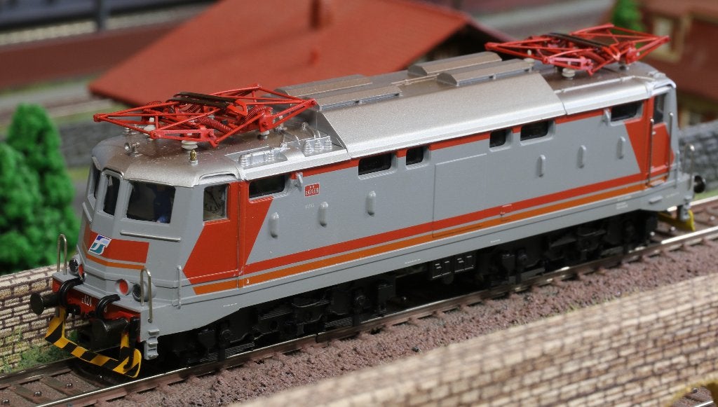 Marklin 37240 MFX Hoogvermogen met div. functie's, Wisselstroom, Locomotief, Ophalen of Verzenden, Zo goed als nieuw