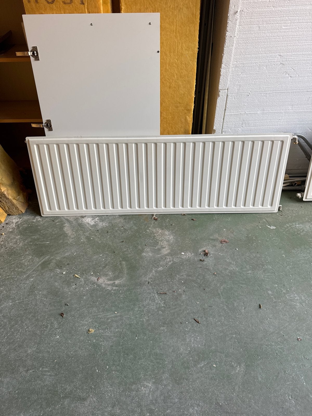 Radiator 200x136x46 cm - Enkel plaats, Doe-het-zelf en Verbouw, Verwarming en Radiatoren, Gebruikt, Radiator, 150 cm of meer, Ophalen of Verzenden