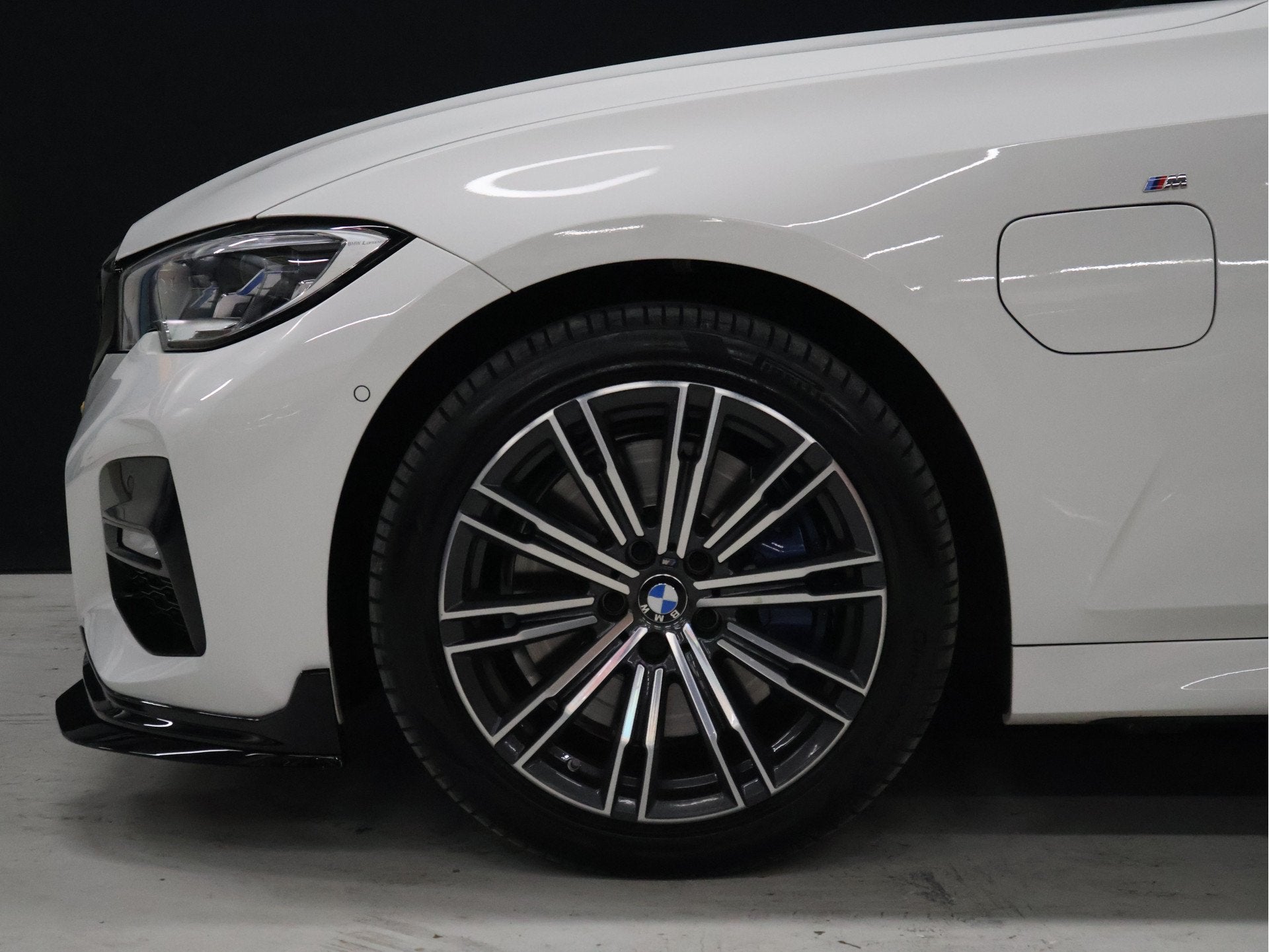 BMW 3-serie 330e High Executive [SCHUIFKANTELDAK, SPOILER, A, Achterwielaandrijving, Gebruikt, Wit, Bedrijf