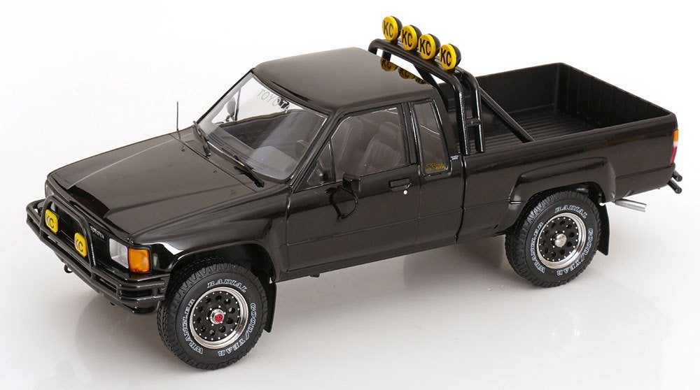 1:18 Toyota Hilux truck Xtra Cab 4x4 - Back to the future, Overige merken, Kk-scale, Auto, .