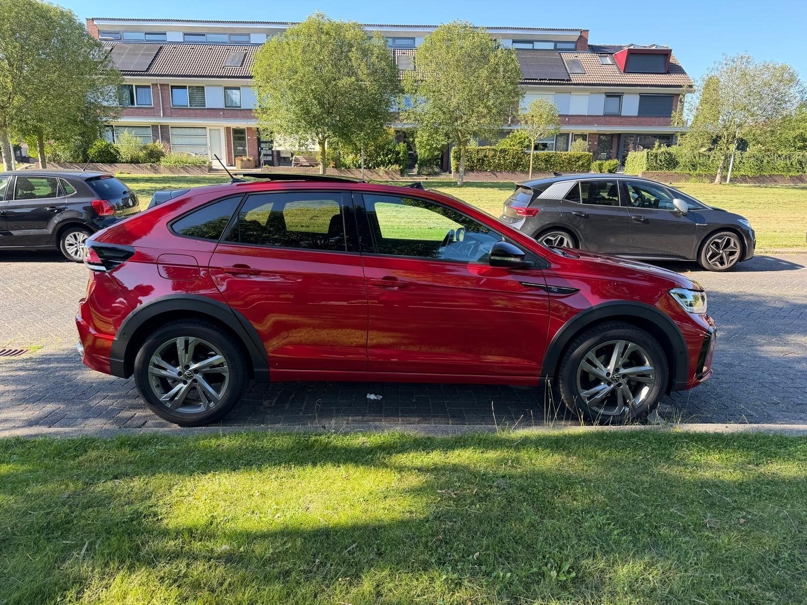 VW Taigo 1.5 TSI 150pk | Alle opties 3x R-Line | VW GARANTIE, 1498 cc, 4 cilinders, 1192 kg, Alcantara