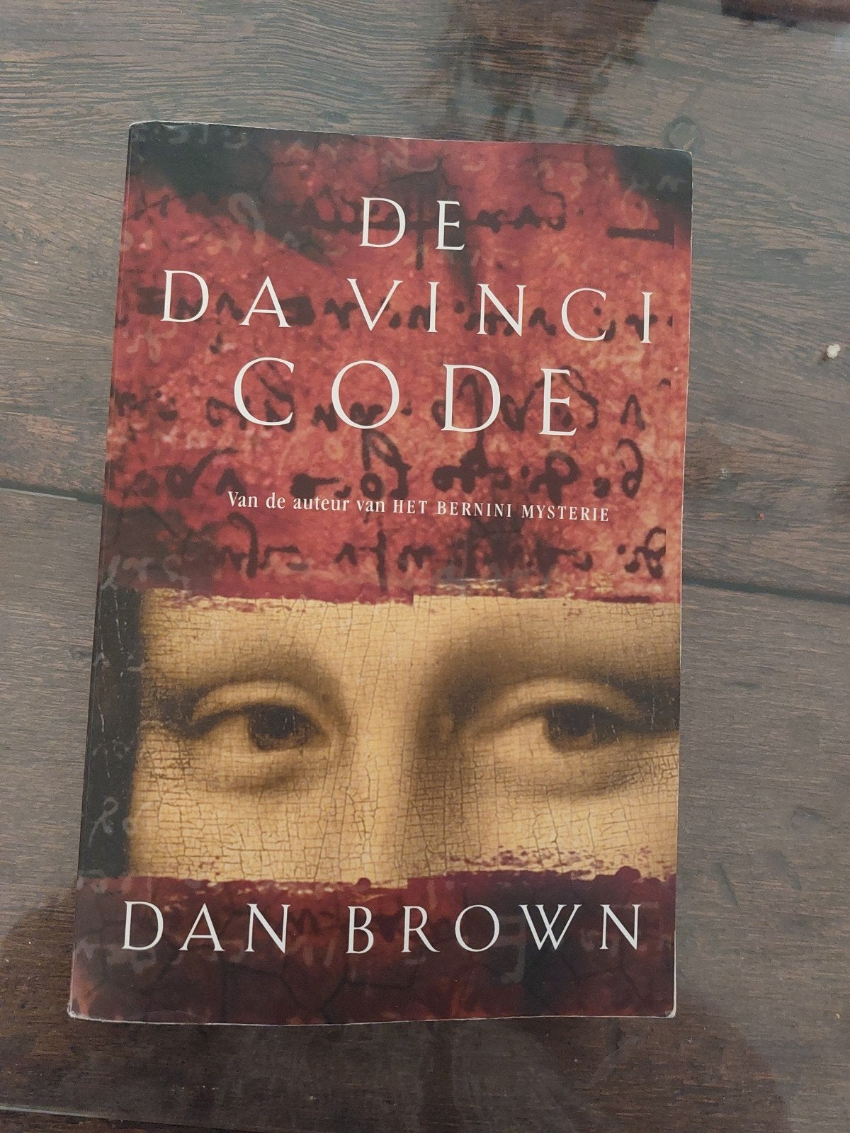 De Da Vinci Code - Dan Brown (Paperback), Boeken, Thrillers, Gelezen, Europa overig, Ophalen of Verzenden