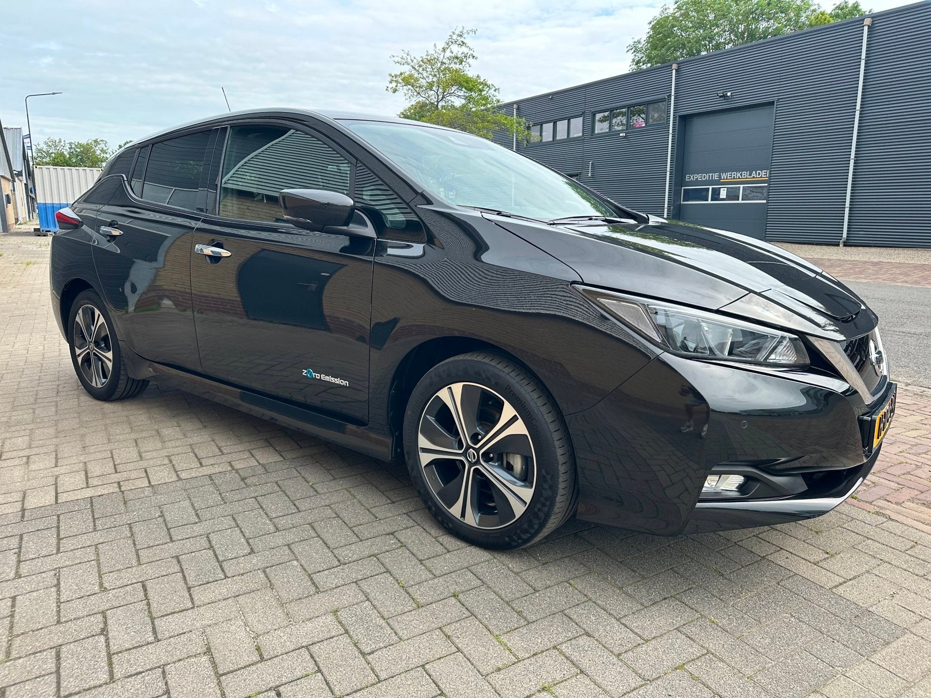 Nissan LEAF N-Connecta 40 kWh SOH 94%, 12 maanden, Stof, Gebruikt, Zwart
