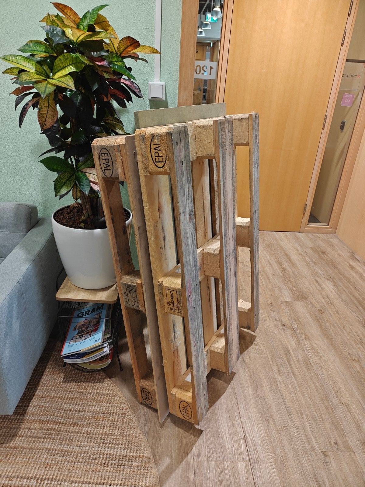 2 statiegeld pallets gratis, Doe-het-zelf en Verbouw, Hout en Planken, Ophalen