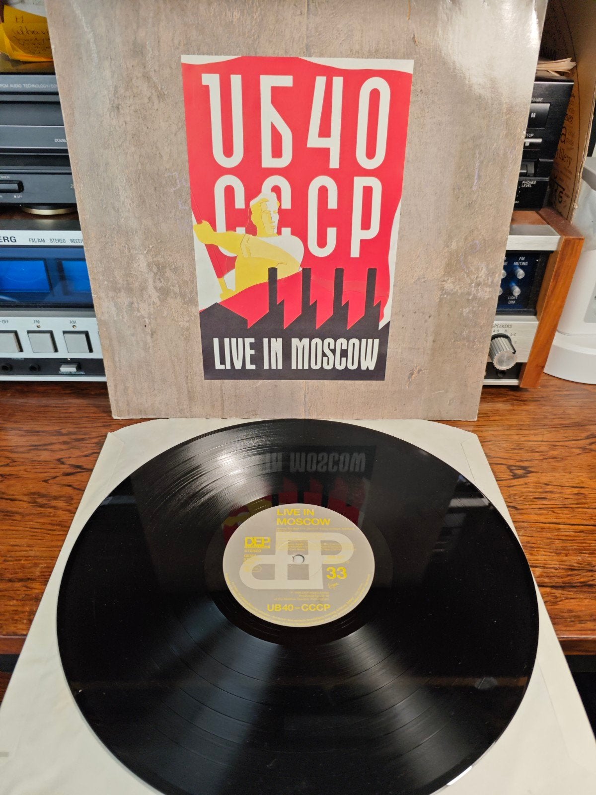 UB40 - Live in Moscow (LP, 1987), Ophalen of Verzenden, 1980 - 1989, Gebruikt, 12 inch