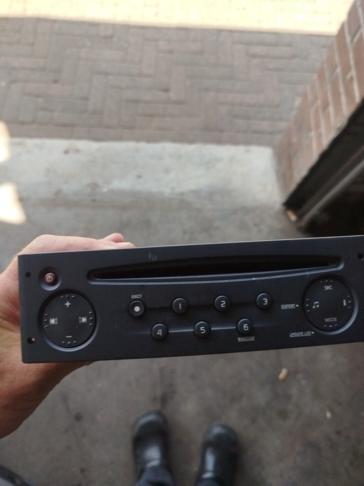 Radio renault met cd, Ophalen