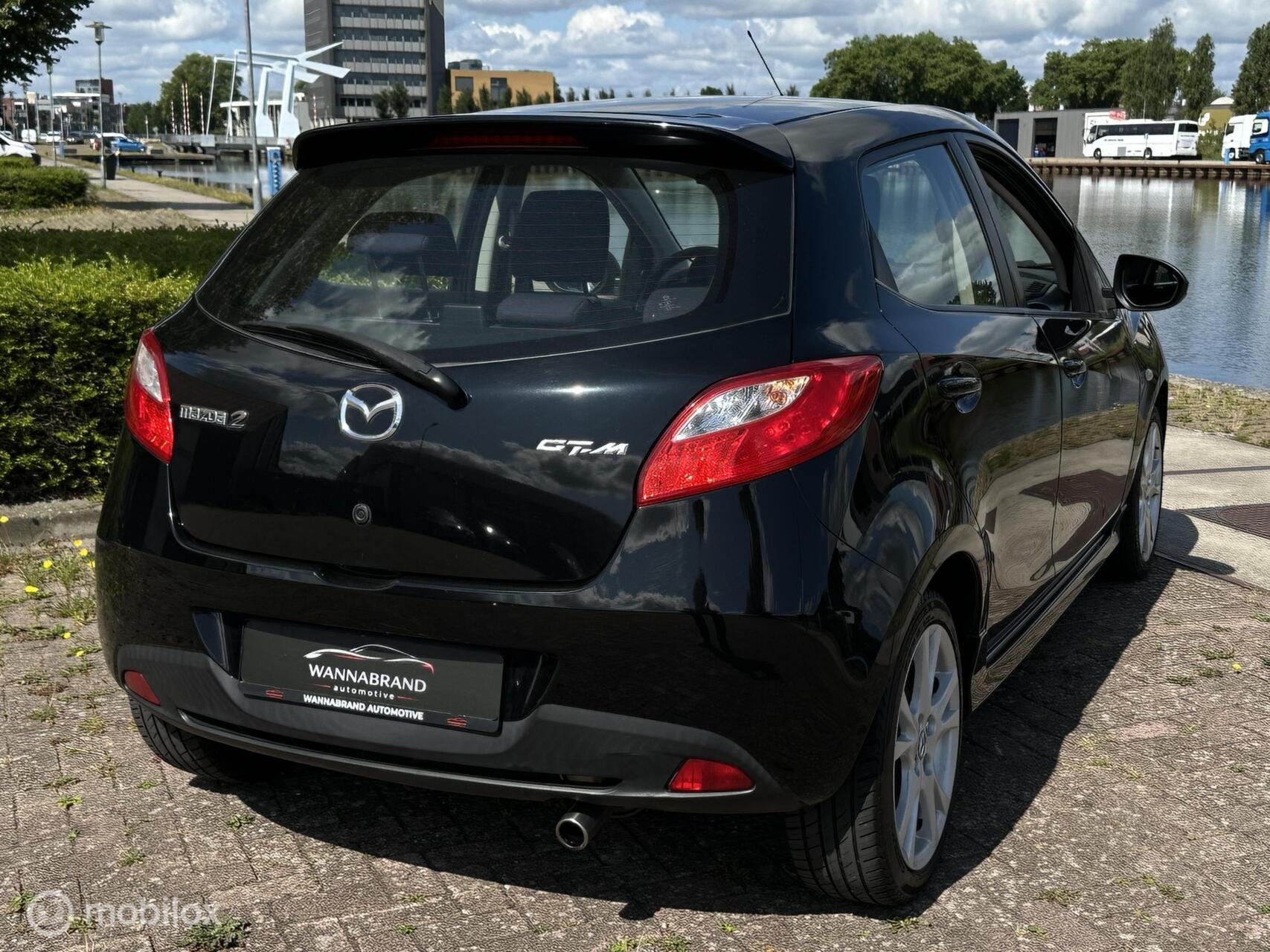 Mazda 2 1.5 GT-M| Climate | Cruise | Stoelverwarming, Auto's, Voorwielaandrijving, Stof, Zwart, 4 cilinders