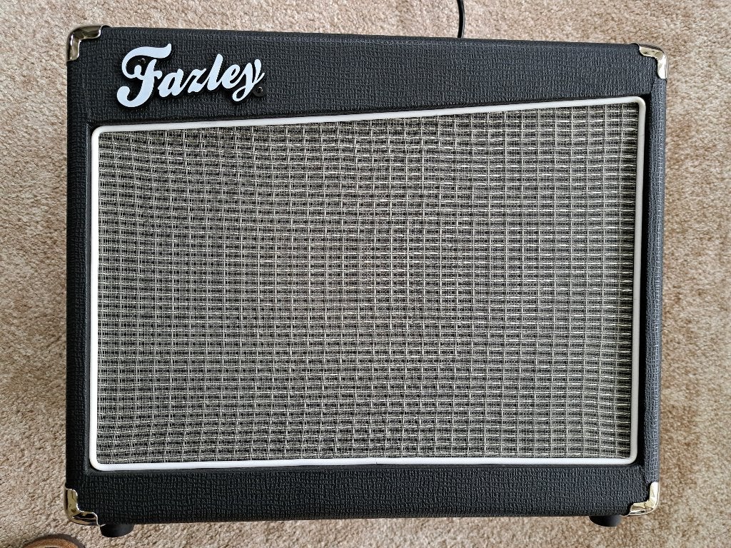 Fazley B25  Bas versterker, Ophalen, Zo goed als nieuw, Basgitaar, Minder dan 50 watt