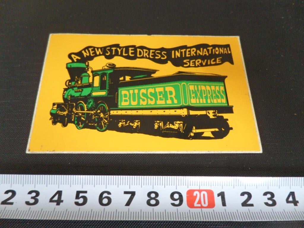 sticker strip trein locomotief BUSSER EXPRESS dress service, Ophalen, Zo goed als nieuw