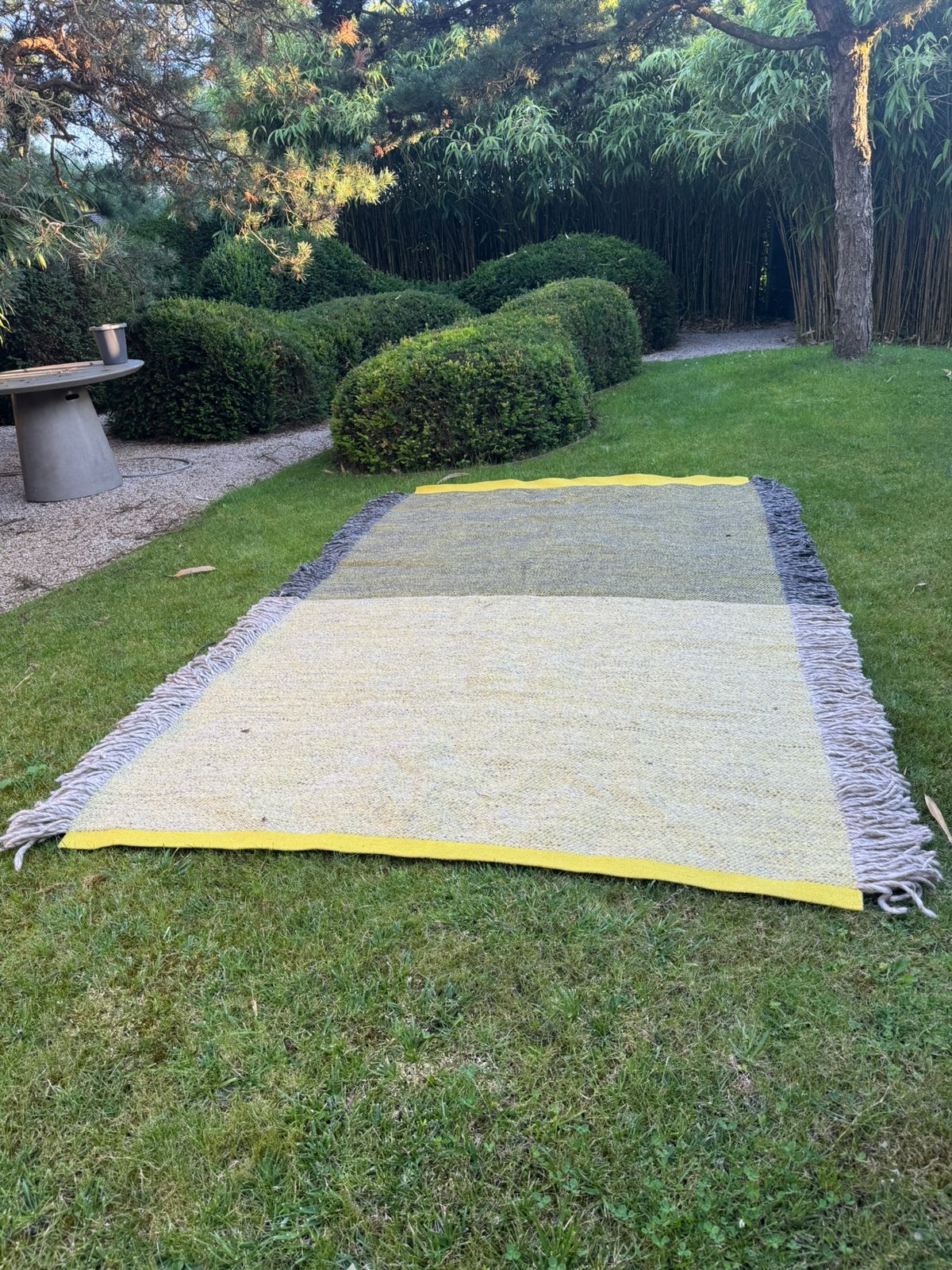 Vloerkleed Fringe Kvadrat 200x300, Huis en Inrichting, Stoffering | Tapijten en Kleden, Ophalen, Grijs, 200 cm of meer, Modern