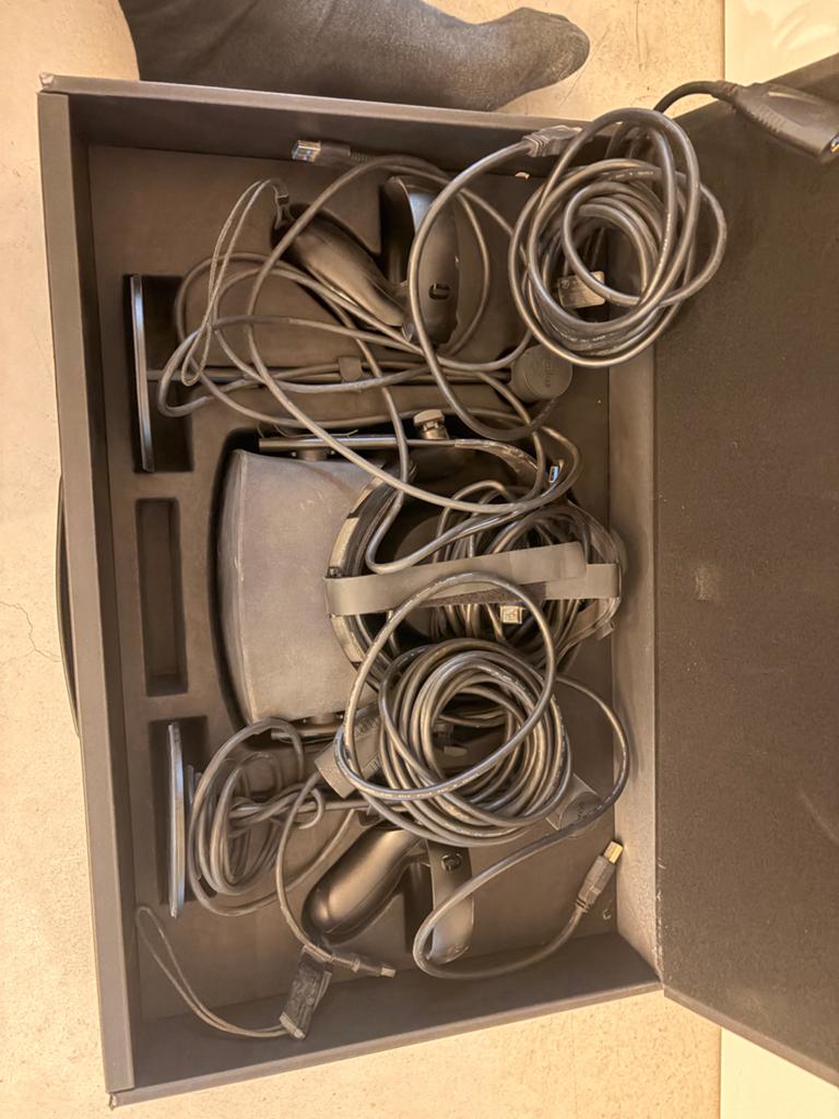 Oculus Rift VR-bril met controllers en sensoren, Overige merken, Soundbar, Ophalen of Verzenden, Zo goed als nieuw