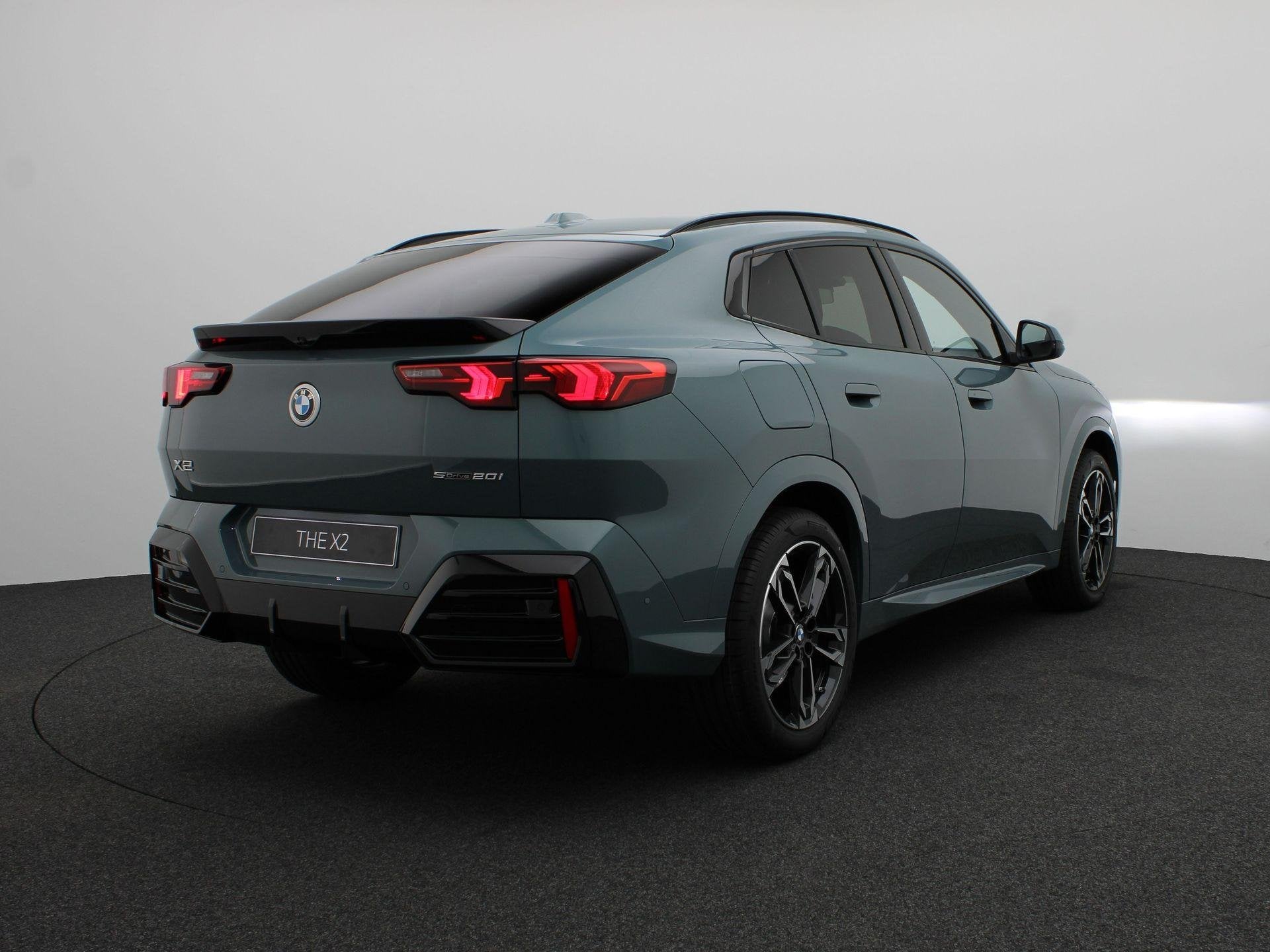 BMW X2 sDrive20i | M Sportpakket | Premium Pack, Auto's, BMW, 156 pk, 1545 kg, Bedrijf, Nieuw