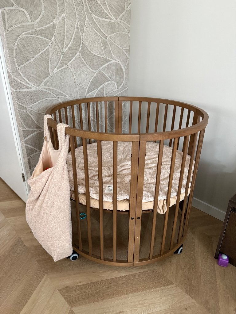 Walnoot box baby, Ophalen, Zo goed als nieuw, Rond, In hoogte verstelbaar