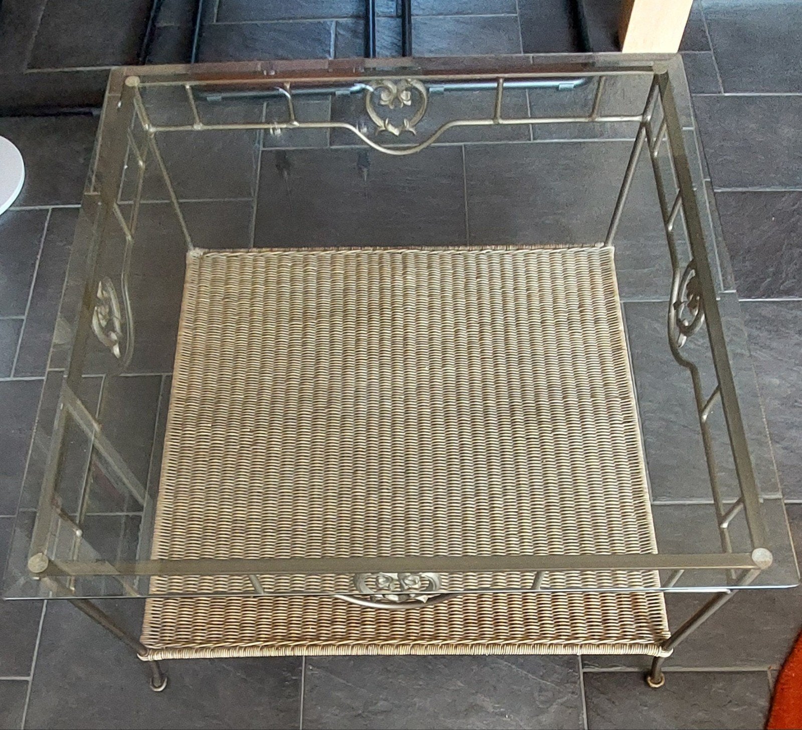 Glazen salontafel 0.90x0.90 lxb met rieten onderblad, Ophalen, Gebruikt, 50 tot 100 cm, Glas