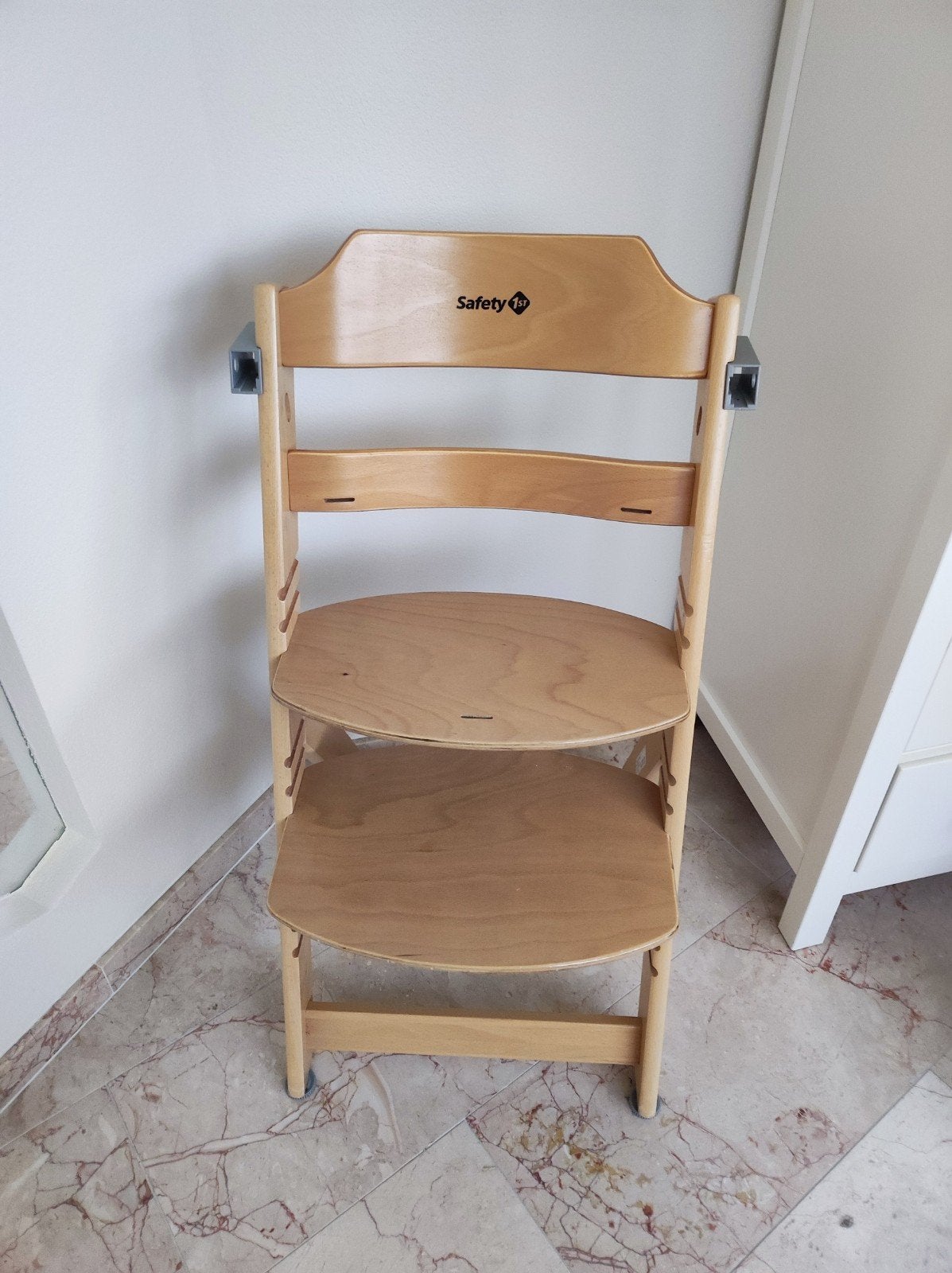 Safety 1st Timba Meegroeistoel met accessoires, Kinderen en Baby's, Ophalen, Zo goed als nieuw, Meegroeistoel, Afneembaar eetblad