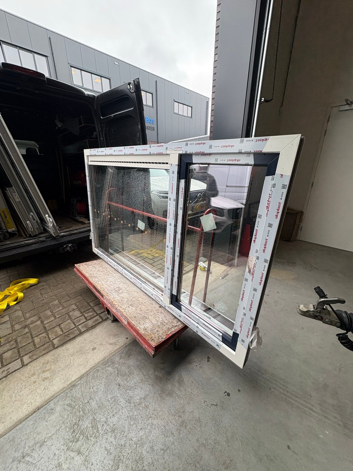 Nieuwe Aluplast kunststof kozijnen HR++ 4 stuks, Ophalen, Gevelraam of Ruit, 120 tot 160 cm, Nieuw