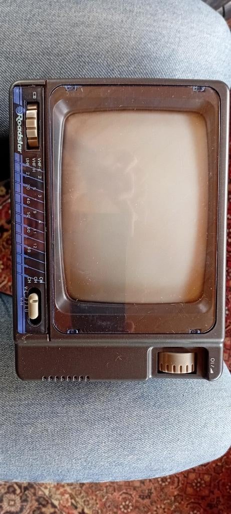 Roadstar TV-400N Zwart-wit draagbare televisie 5 inch, Ophalen of Verzenden