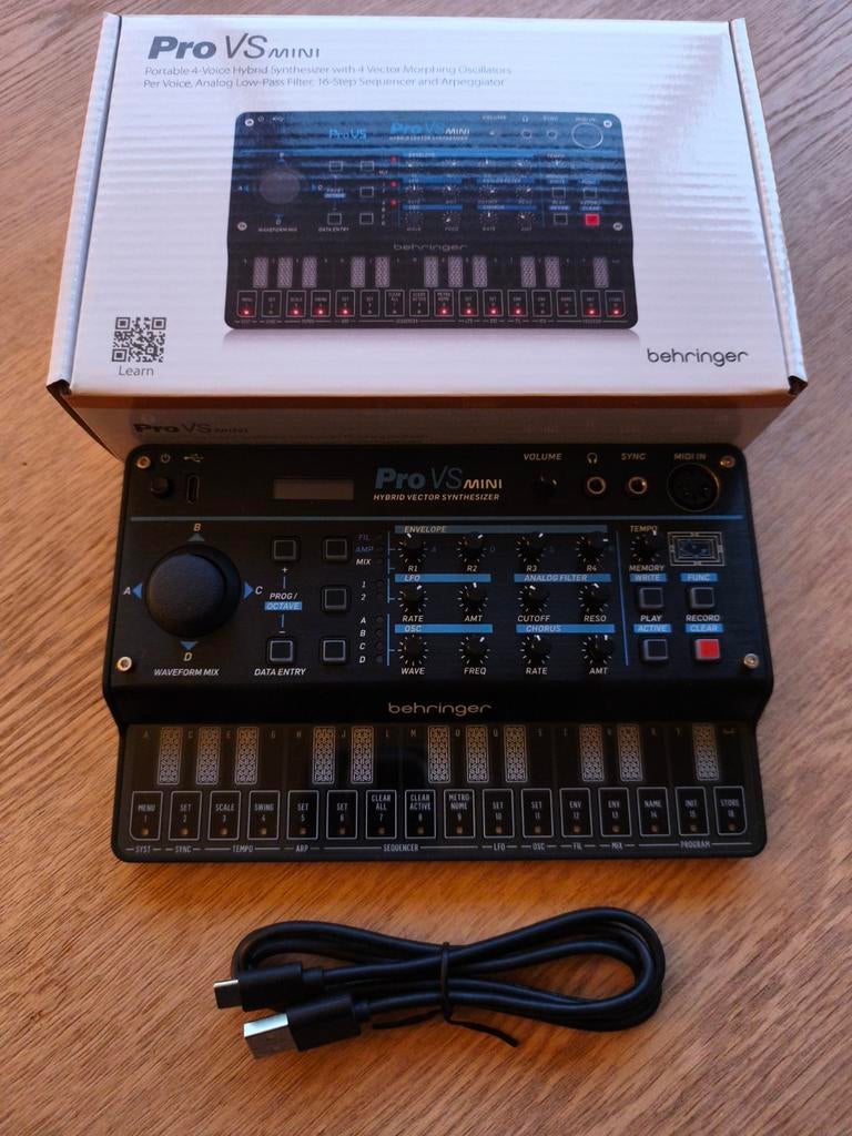 Behringer Pro VS mini, Muziek en Instrumenten, Synthesizers, Ophalen of Verzenden, Zo goed als nieuw, Overige aantallen, Overige merken