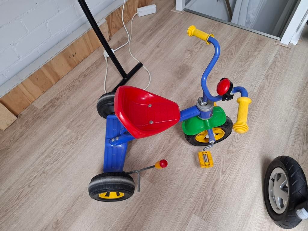 Kleurrijke driewieler voor kinderen, Ophalen, Gebruikt, Onbekend