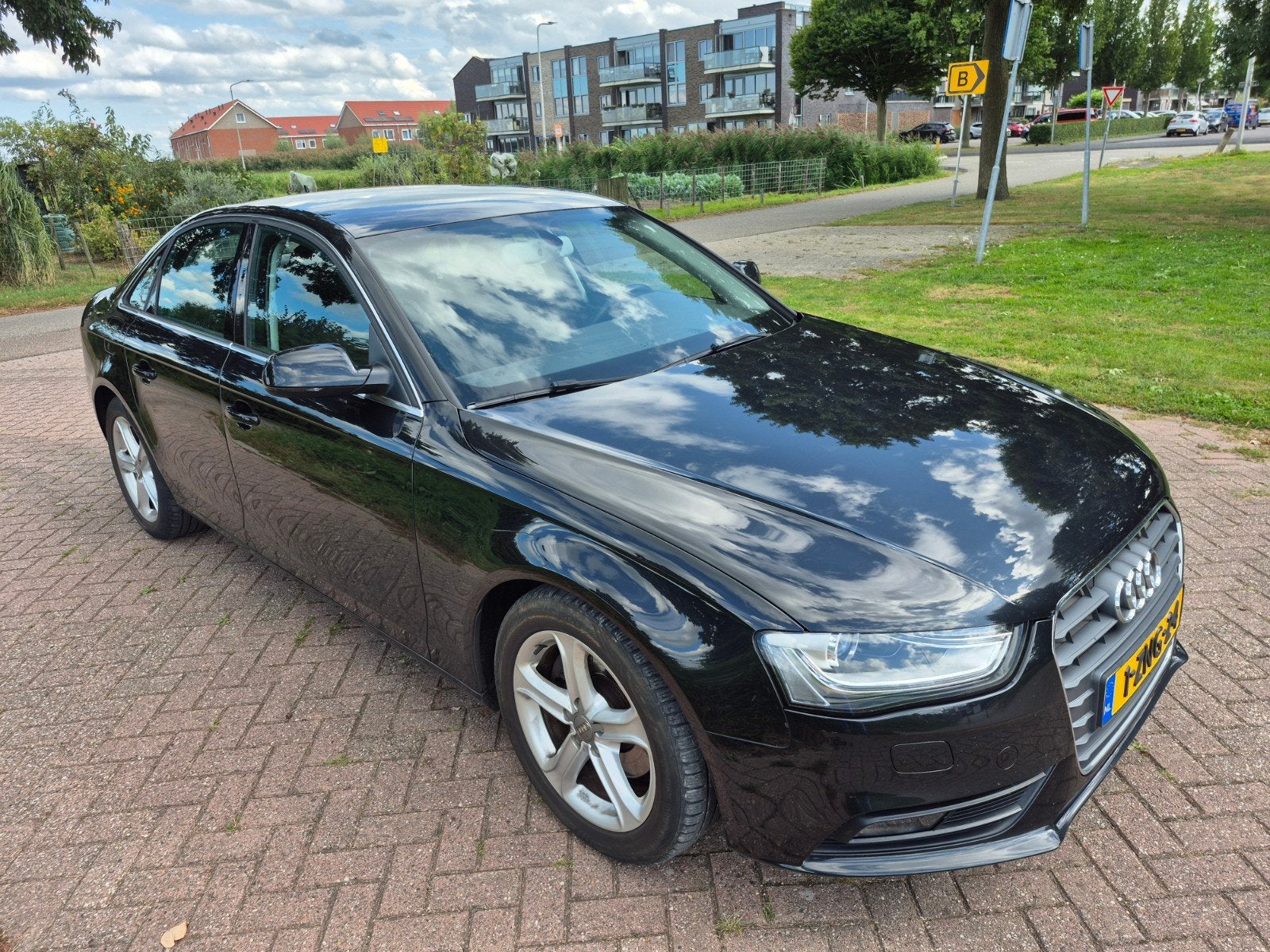 Audi A4 2.0TDI 120KW 2015 Zwart, Auto's, Voorwielaandrijving, Stof, Euro 6, 4 cilinders