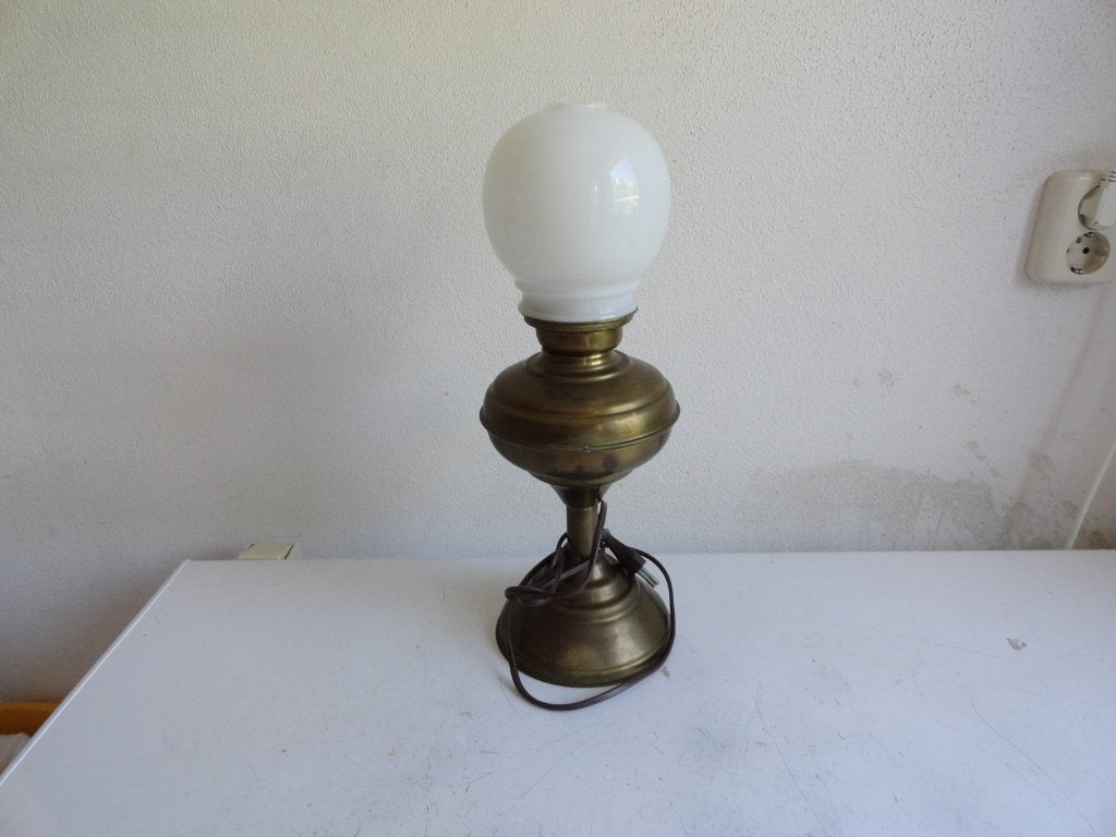 Antieke koperen schemerlamp met glazen ballon, tafellamp, Ophalen of Verzenden
