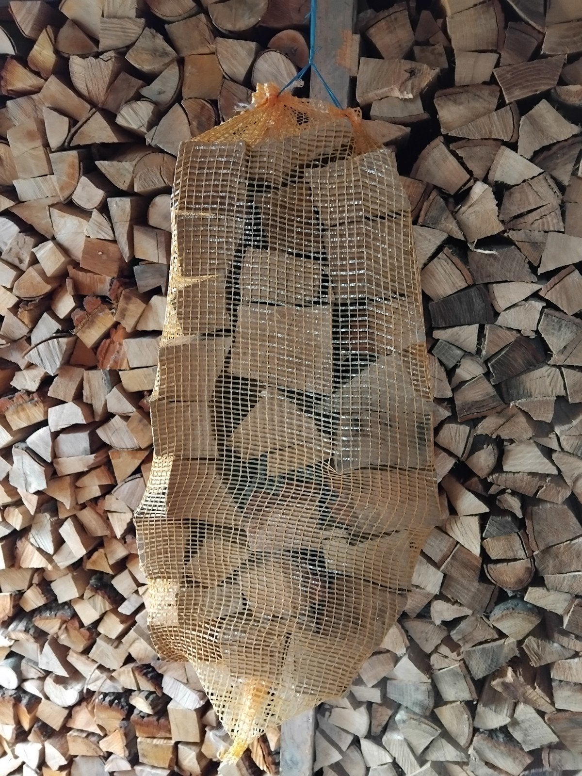 Haardhout EIKEN en BEUKEN in 10 kg of 20 kg netzakken OP=OP!, Tuin en Terras, Haardhout, 6 m³ of meer, Ophalen of Verzenden, Eikenhout