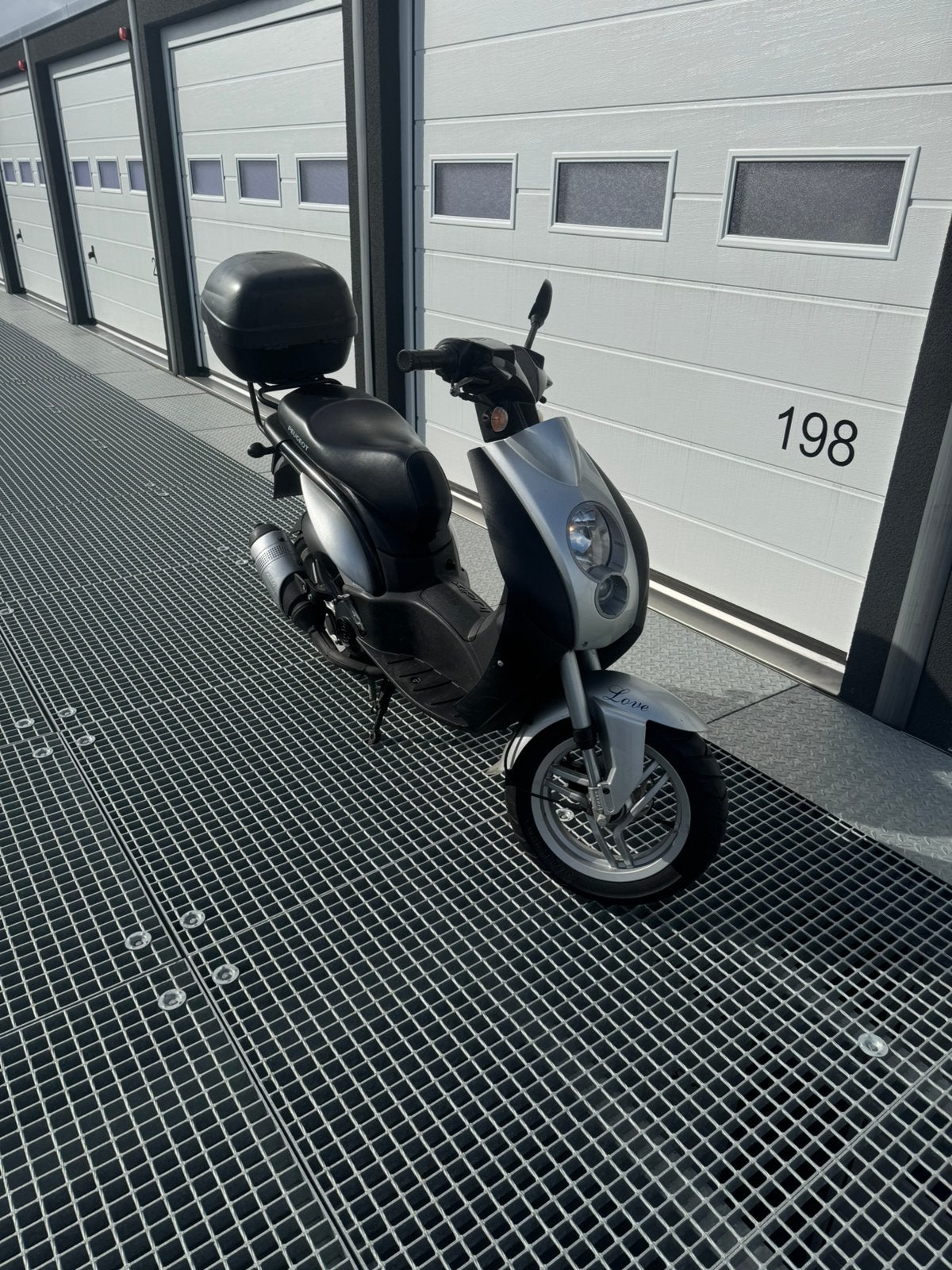 Peugeot ludix - 70cc - 3900km - 2010, Fietsen en Brommers, Ophalen, Tweetakt, 70 cc, Zo goed als nieuw