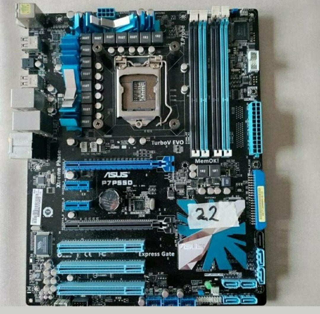 Moederbord,ASUS P7P55D,EVO,Turbo V,computer,22, Computers en Software, Moederborden, Ophalen of Verzenden, Zo goed als nieuw