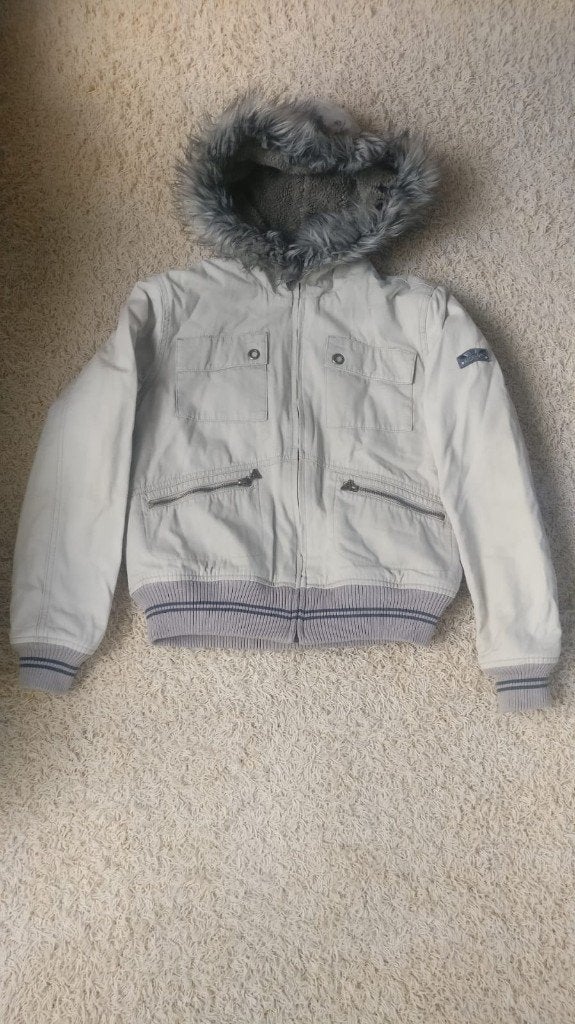 Dikke winterjas  jas met capuchon maat XS 34 wit, Kleding | Dames, Ophalen of Verzenden, Zo goed als nieuw, Maat 34 (XS) of kleiner