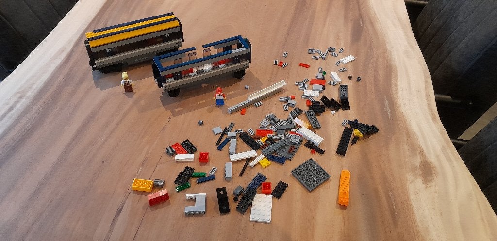 Lego trein / treinen / wagons set 60197, Overige thema's, Lego, Ophalen of Verzenden, Zo goed als nieuw
