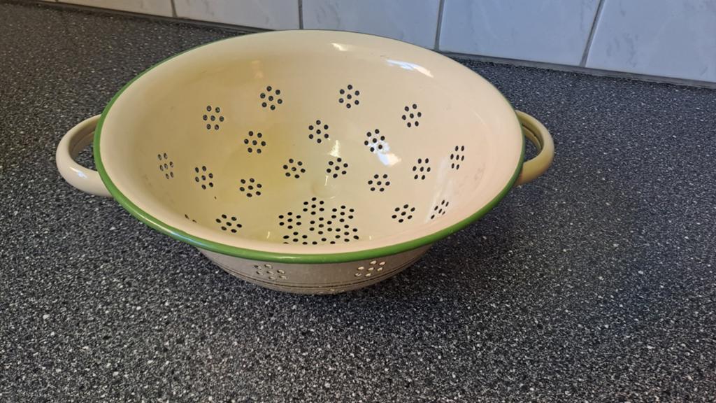 Vintage vergiet groen- beige, Verzamelen, Retro, Ophalen of Verzenden, Huis en Inrichting