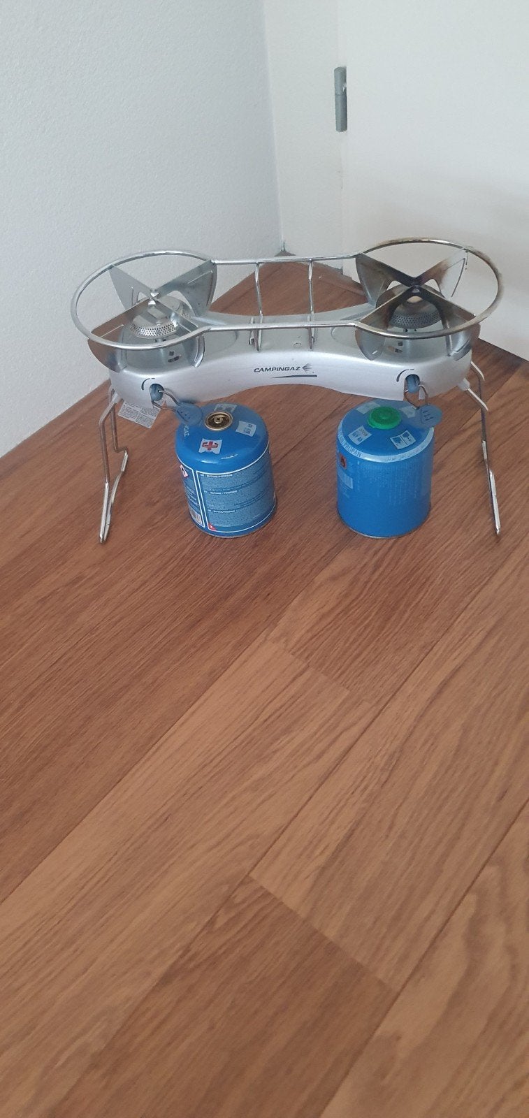 Campingaz duo plus met 2 gasflesjes, Caravans en Kamperen, Kampeeraccessoires, Ophalen of Verzenden, Zo goed als nieuw