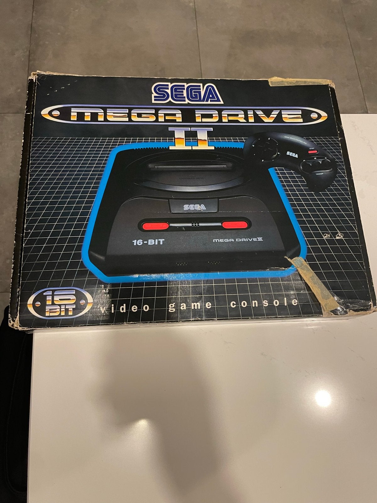 Sega Mega Drive 2 Console met games en accessoires, Mega Drive, Met 2 controllers, Ophalen of Verzenden, Gebruikt