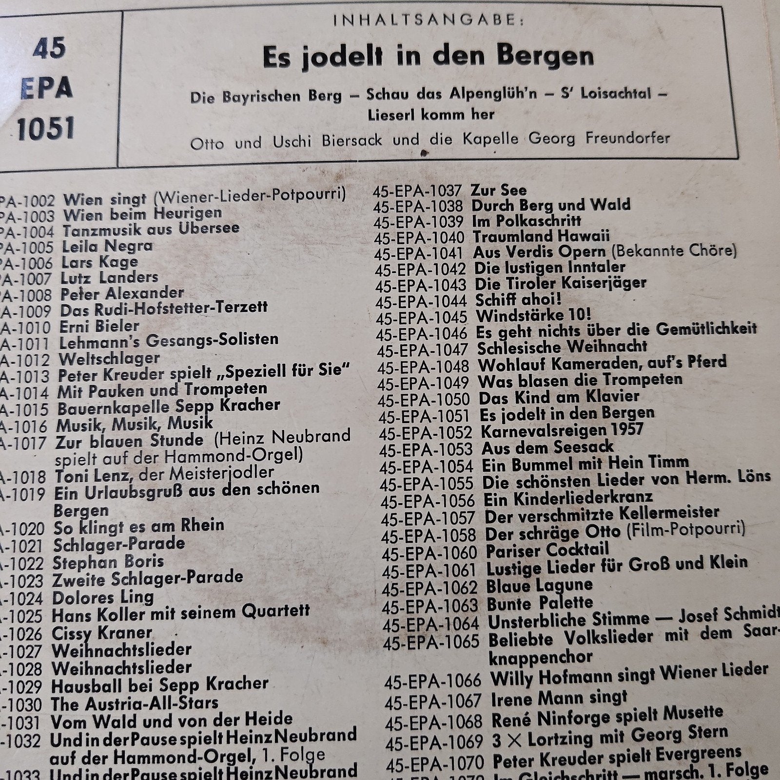 Es jodelt in den Bergen - Otto und Uschi Biersack, Ophalen of Verzenden, Gebruikt, 7 inch, Schlager