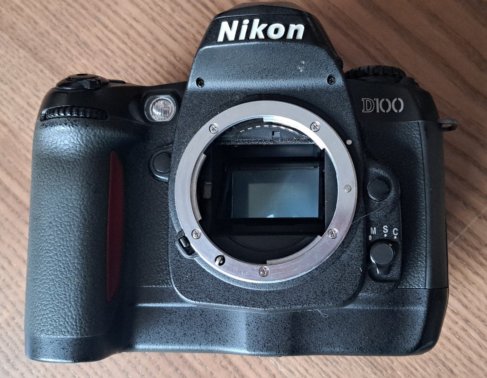 Nikon D100 Spiegelreflexcamera - Body met tas, Gebruikt, Spiegelreflex, Ophalen of Verzenden, Nikon