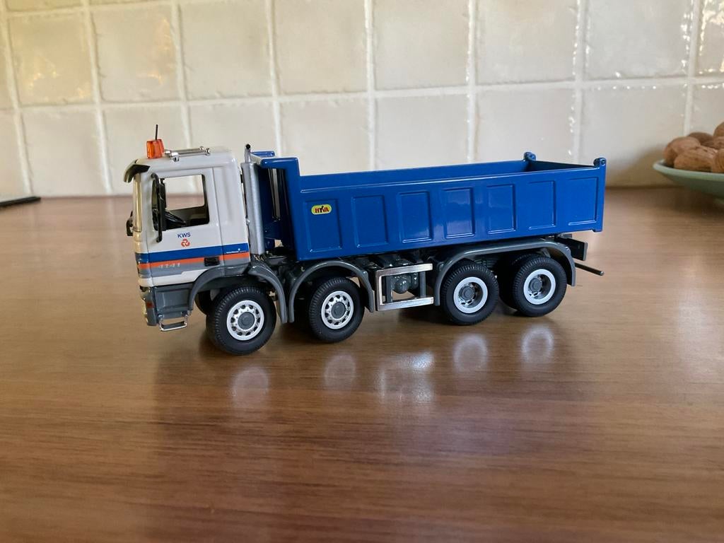 Mercedes Actros 4141 kipper van.  KWS, Hobby en Vrije tijd, Ophalen of Verzenden, Zo goed als nieuw, Bus of Vrachtwagen, NZG