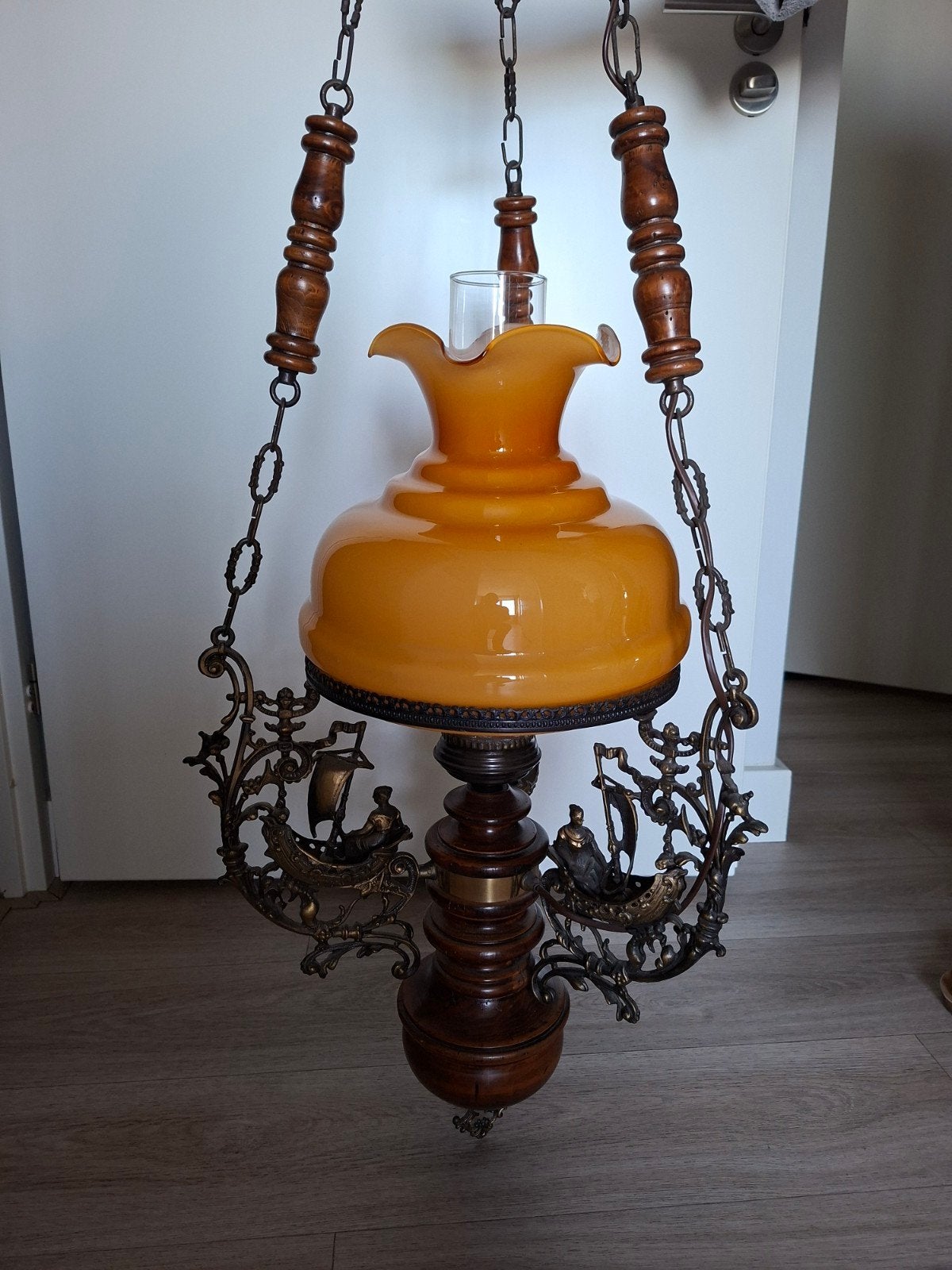 Antieke Hanglamp met Amber Glas en Scheepsdetails, Ophalen