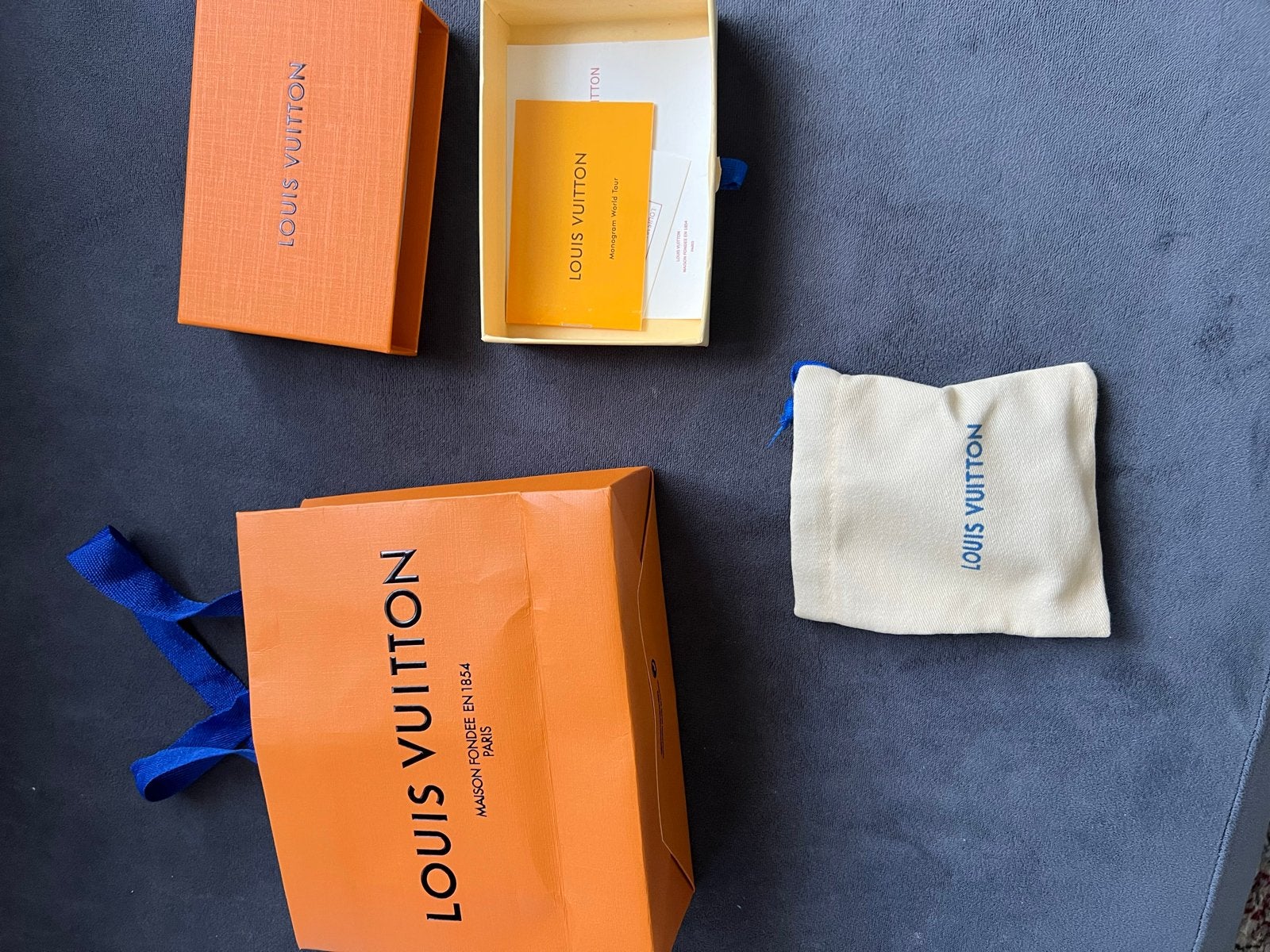 Louis Vuitton Armband - Stijlvol en Authentiek, Ophalen of Verzenden, Nieuw, Zwart, Leer