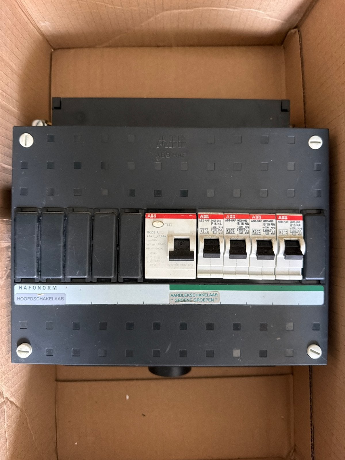 ABB Groepenkast met 1 Aardlekschakelaar en 4 Groepen, Ophalen of Verzenden, Gebruikt, ABB, Groepenkast