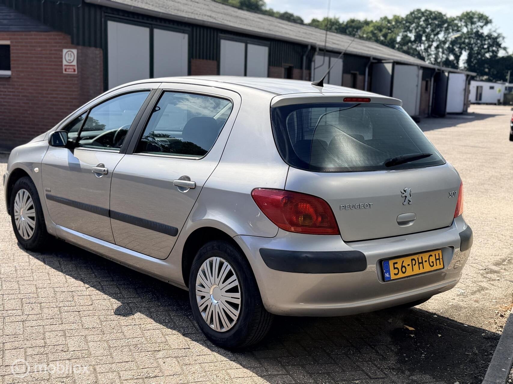 Peugeot 307 1.6-16V Griffe NAP/WERKENDEAIRCO/APK, Auto's, Peugeot, Voorwielaandrijving, Gebruikt, Stoelverwarming, 4 cilinders