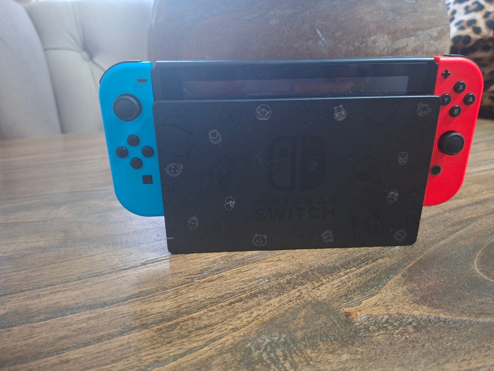 Nintendo Switch Fortnite Special Edition met controller, Spelcomputers en Games, Ophalen of Verzenden