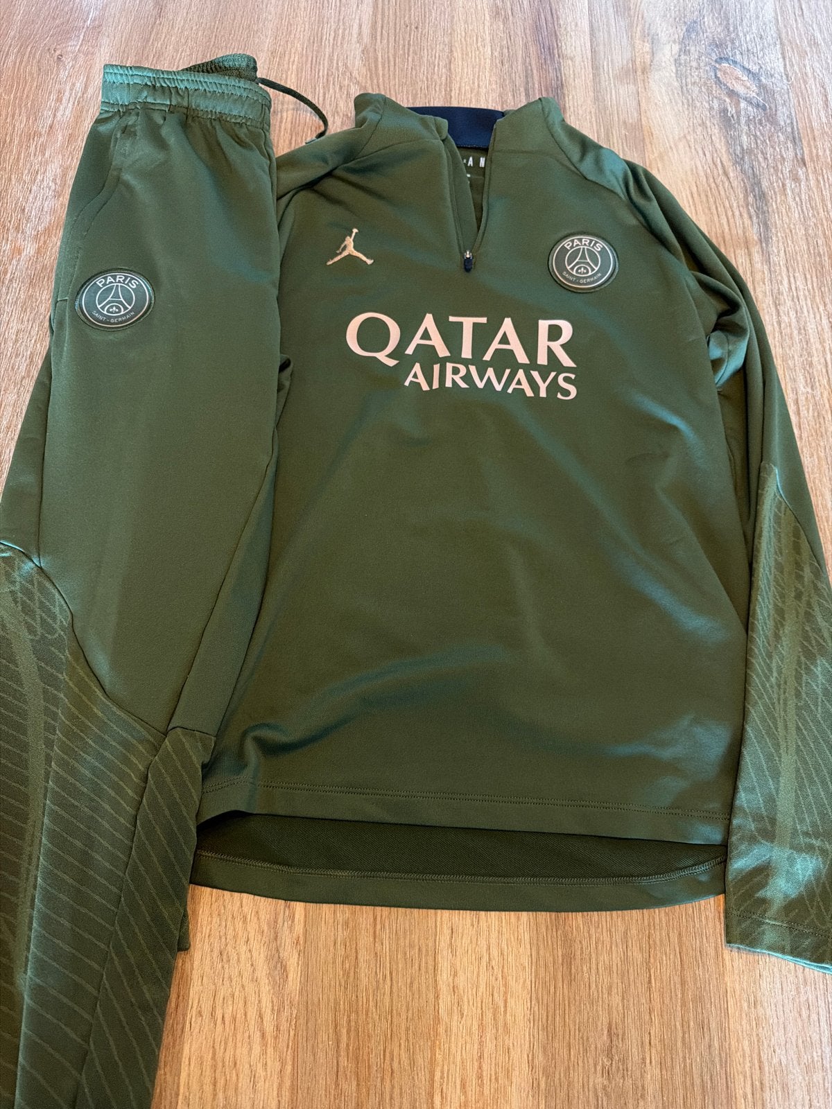 PSG Trainingspak - Qatar Airways - 158, Overige maten, Ophalen of Verzenden, Zo goed als nieuw, Voetbal